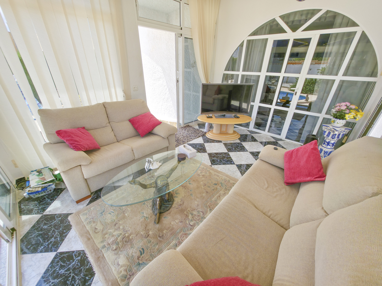 For sale - 3 Bedroom 2 Bathroom Villa in Torrevieja - , Torrevieja, Alicante, Spain - Alicante