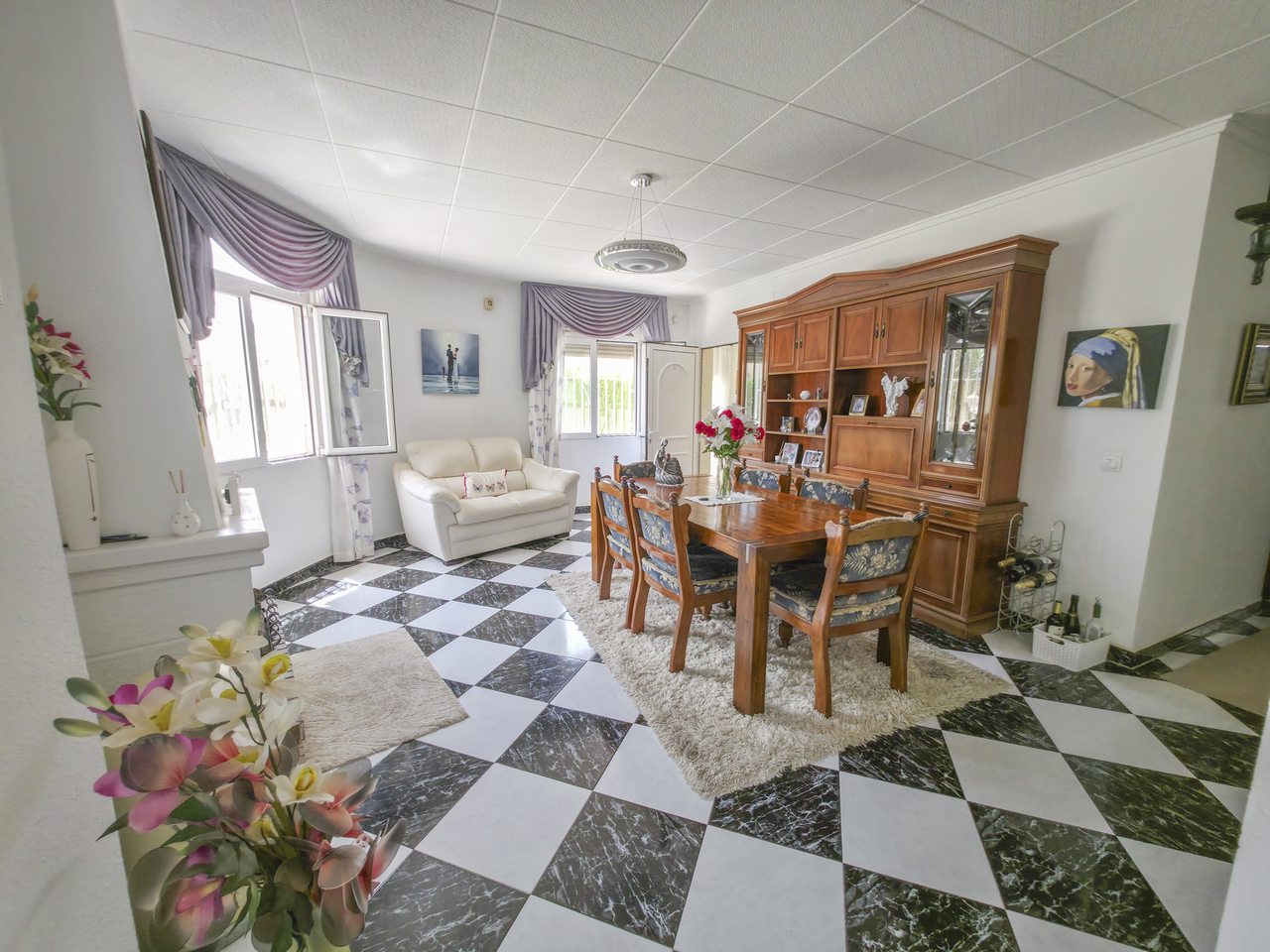 For sale - 3 Bedroom 2 Bathroom Villa in Torrevieja - , Torrevieja, Alicante, Spain - Alicante