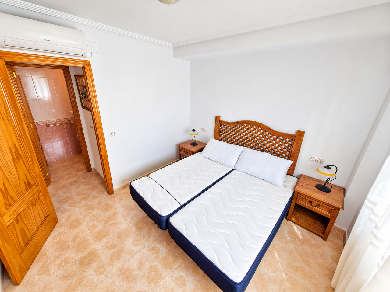 For sale - 2 Bedroom 1 Bathroom Apartment in Villamartin - , Villamartin, Alicante, Spain - Alicante