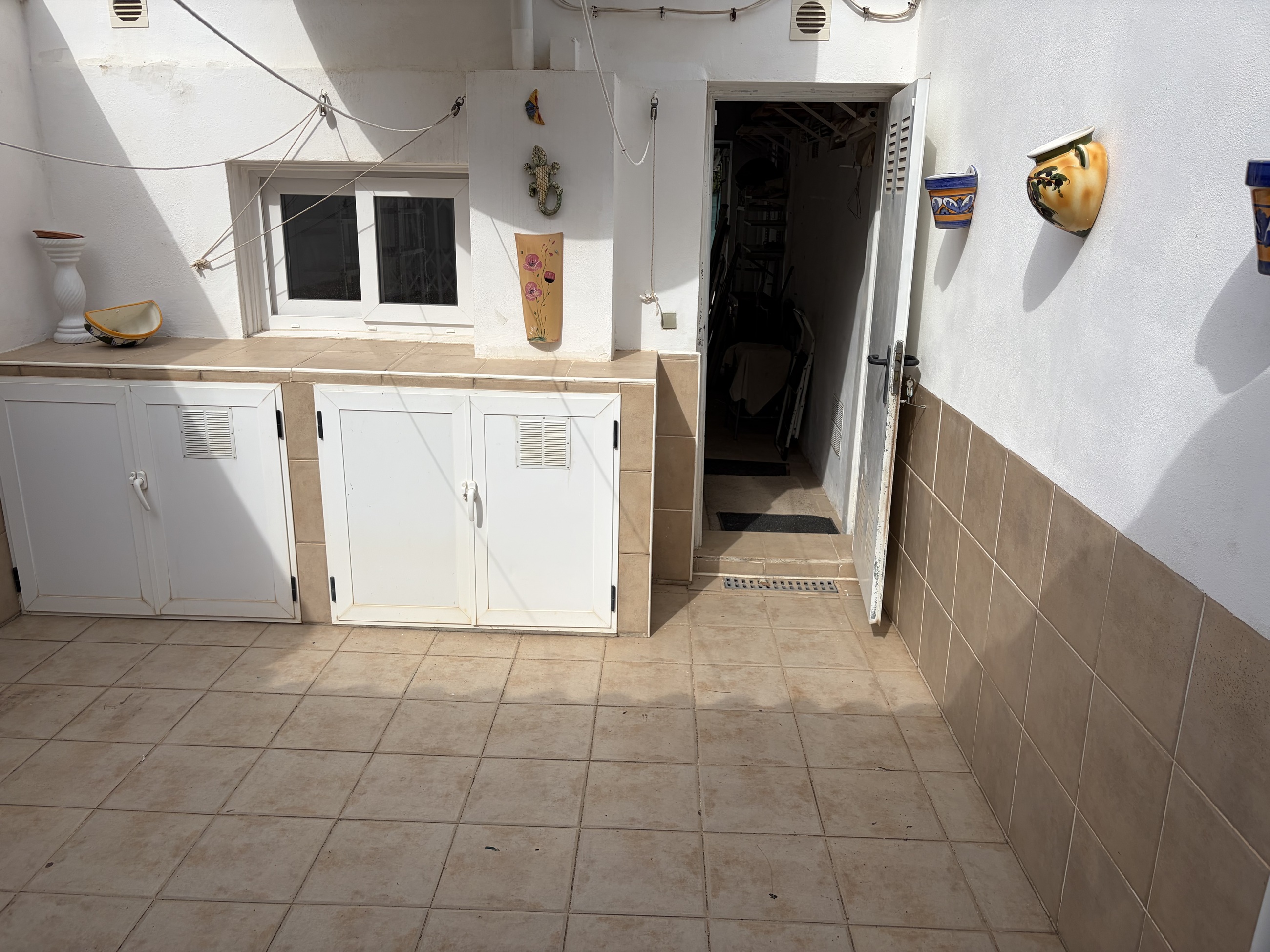 For sale - 3 Bedroom 2 Bathroom Town House in La Zenia - Costa Blanca  - Alicante