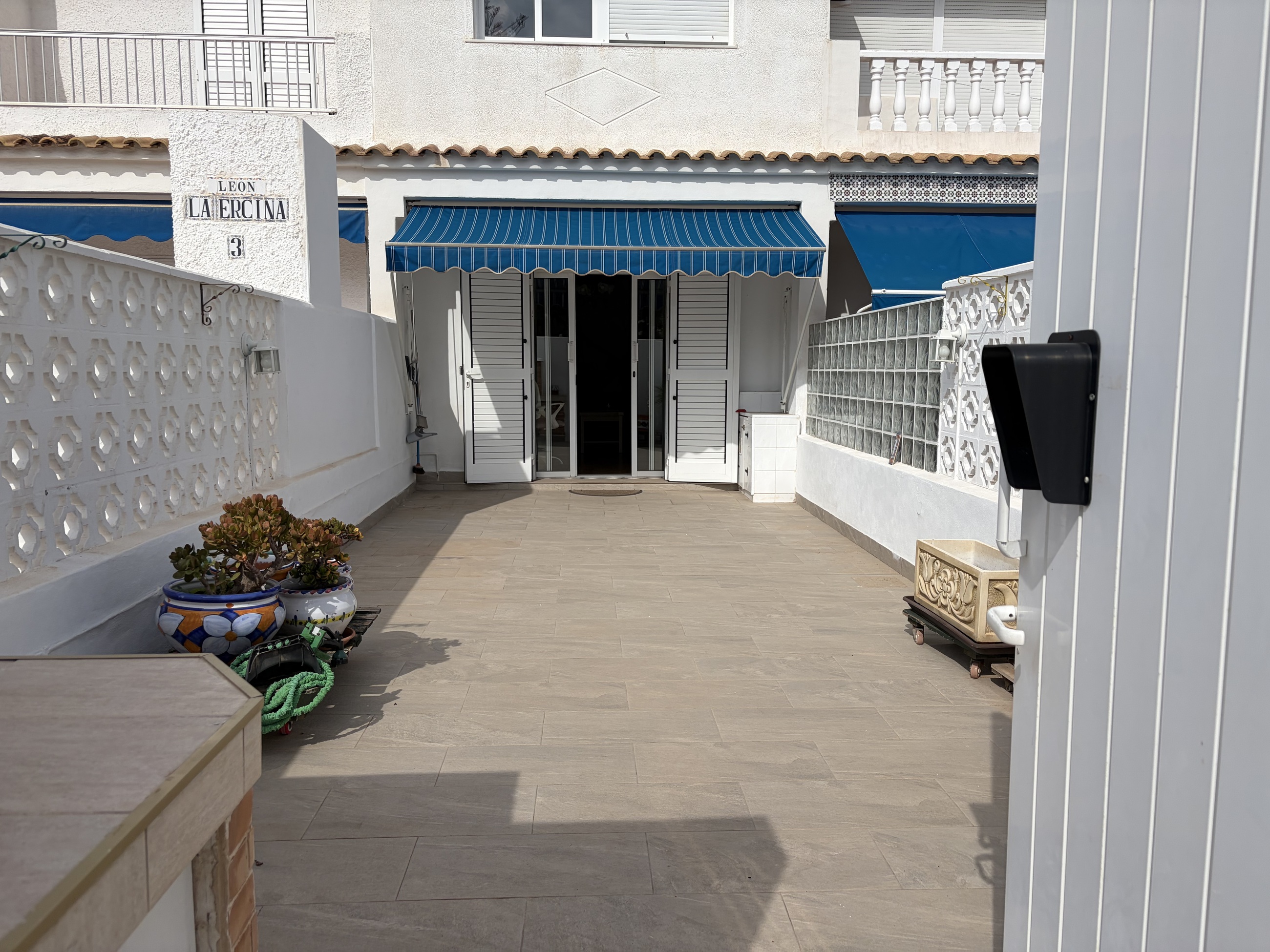 For sale - 3 Bedroom 2 Bathroom Town House in La Zenia - Costa Blanca  - Alicante
