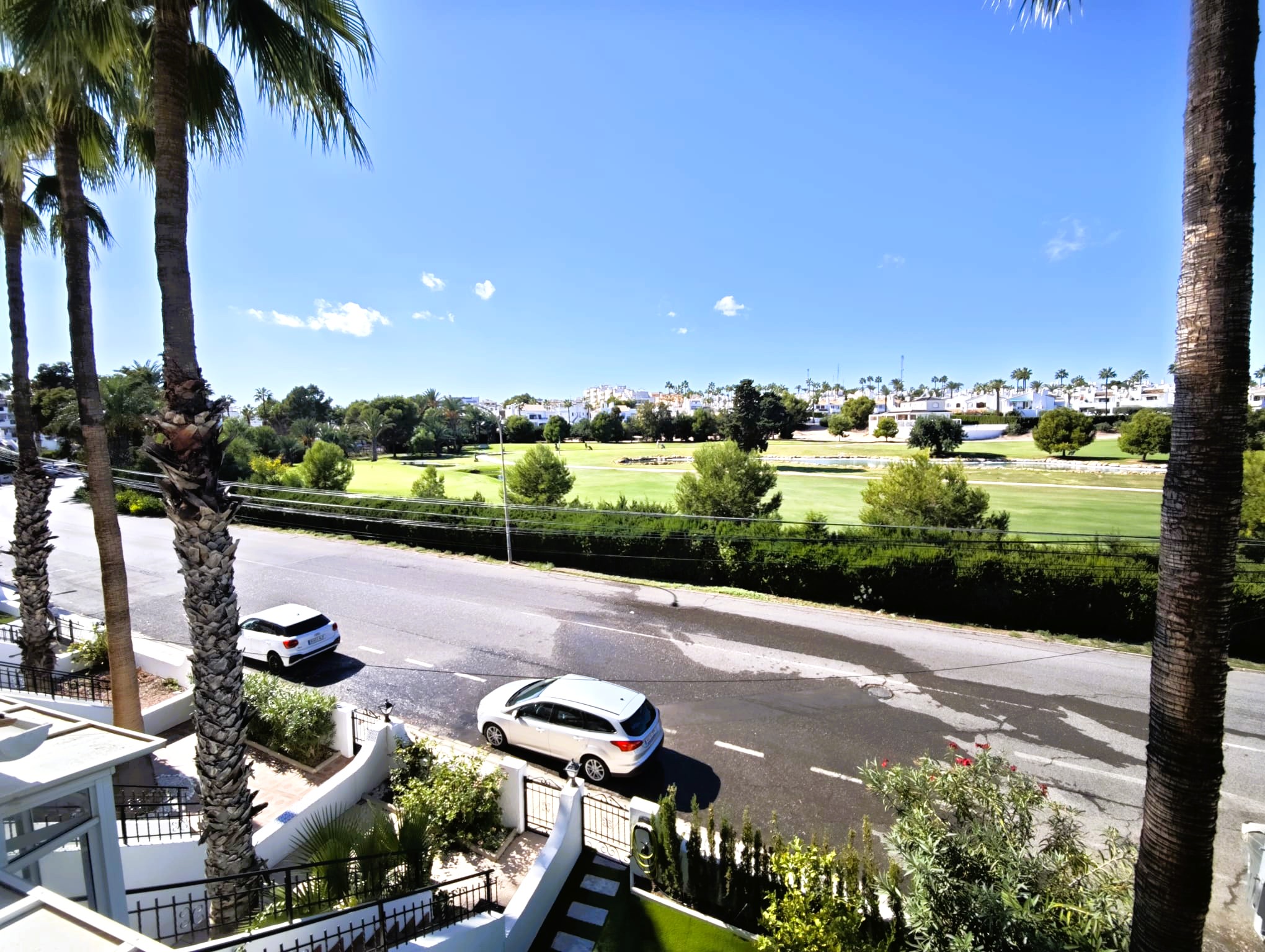 For sale - Villamartin 2 bed 1 bath Coner penthouse for sale in Verdemar IV - Verdemar IV - Alicante