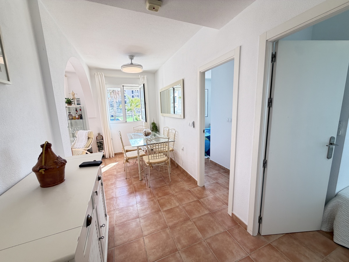 For sale - 2 Bedroom 2 Bathroom Top Floor Apartment in Villamartin - , Villamartin, Alicante, Spain - Alicante