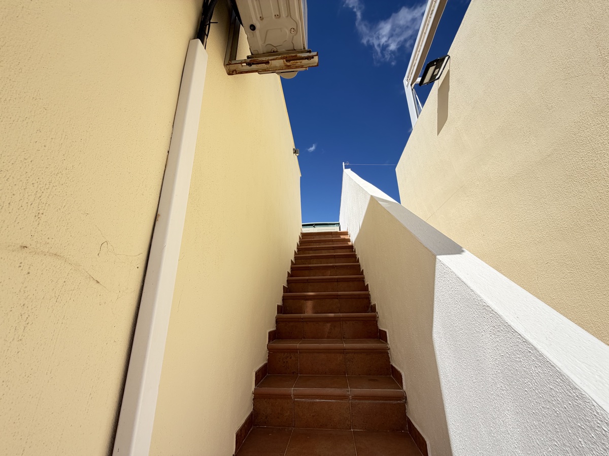 For sale - 2 Bedroom 2 Bathroom Top Floor Apartment in Villamartin - , Villamartin, Alicante, Spain - Alicante