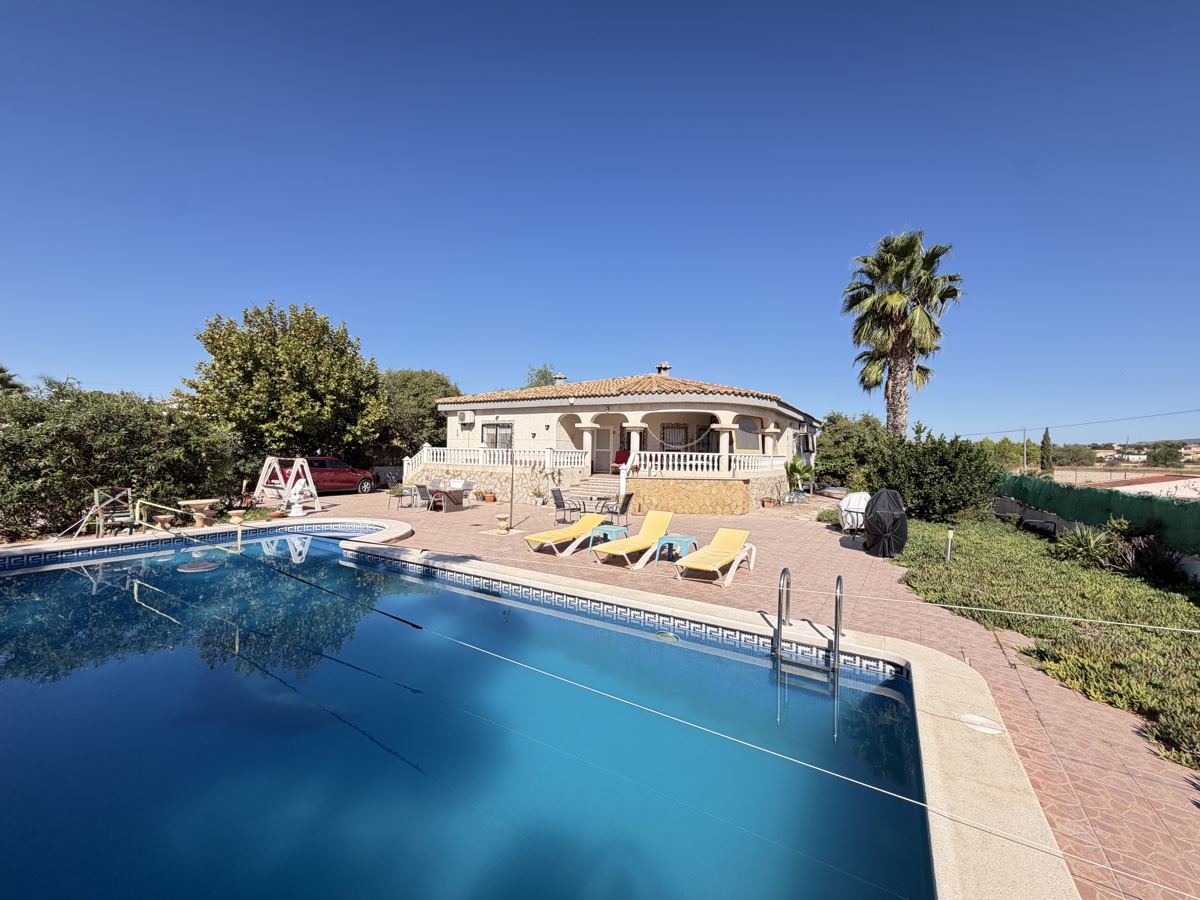 For sale - 7 Bedroom 4 Bathroom Villa in Gea y Truyols - , Gea y Truyols, Alicante, Spain - Alicante
