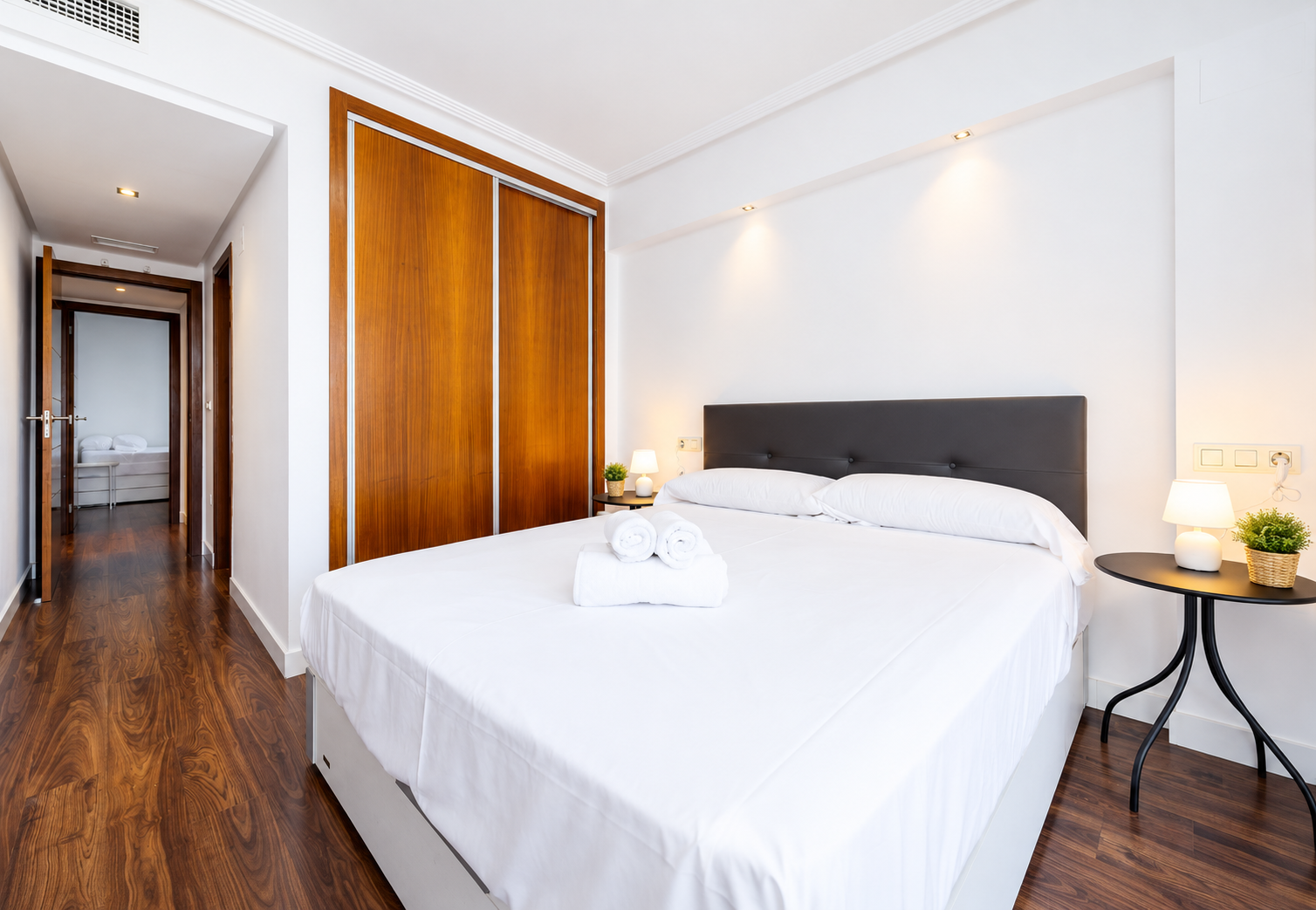 For sale - 3 Bedroom 2 Bathroom Apartment in Torrevieja - Playa del Cura  - Alicante