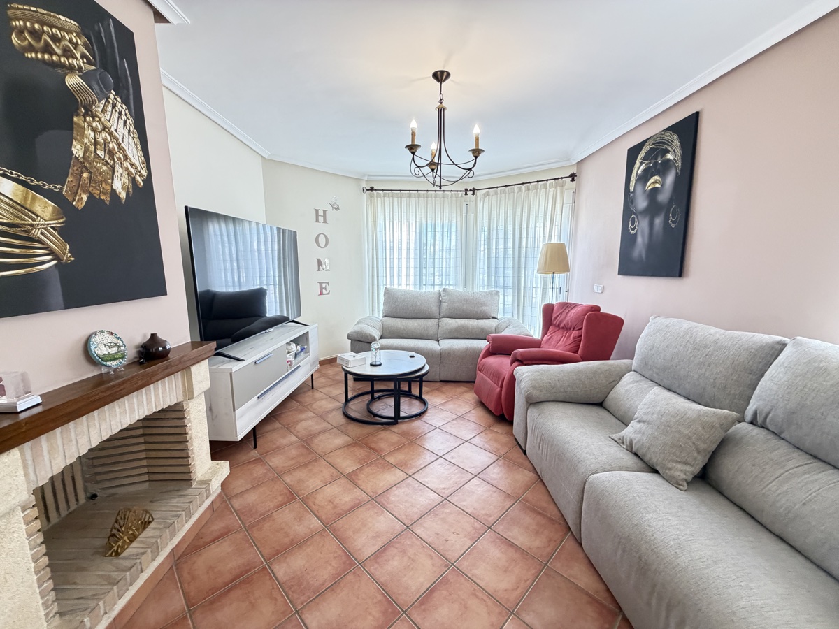 For sale - 4 Bedroom 2 Bathroom Townhouse in Pilar De La Horradada - , Pilar De La Horradada, Alicante, Spain - Alicante