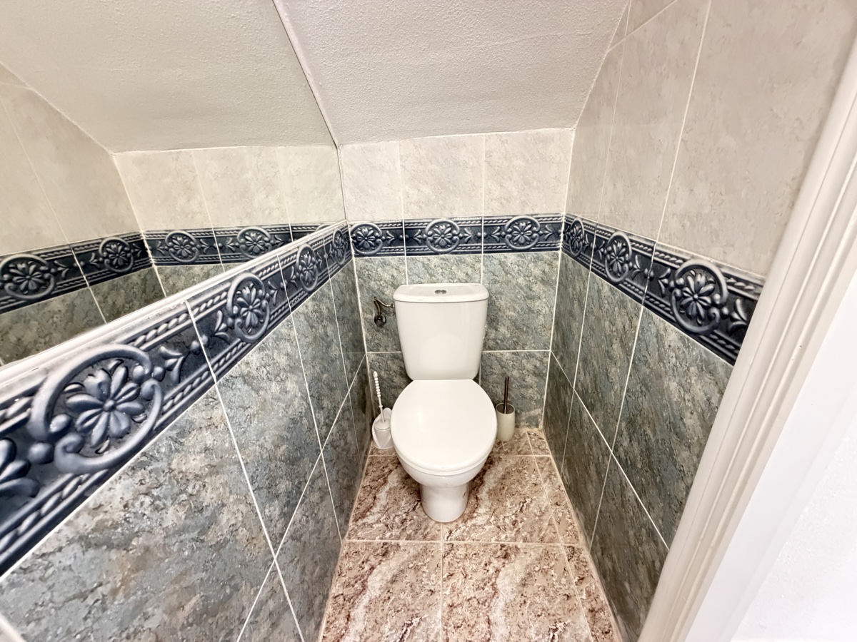 For sale - 3 Bedroom 2 Bathroom Townhouse in Villamartin - , Villamartin, Alicante, Spain - Alicante