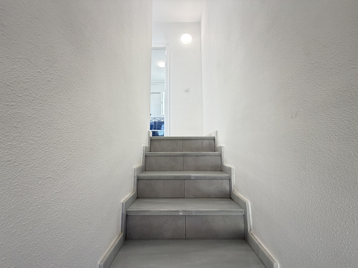 For sale - 3 Bedroom 2 Bathroom Townhouse in Villamartin - , Villamartin, Alicante, Spain - Alicante