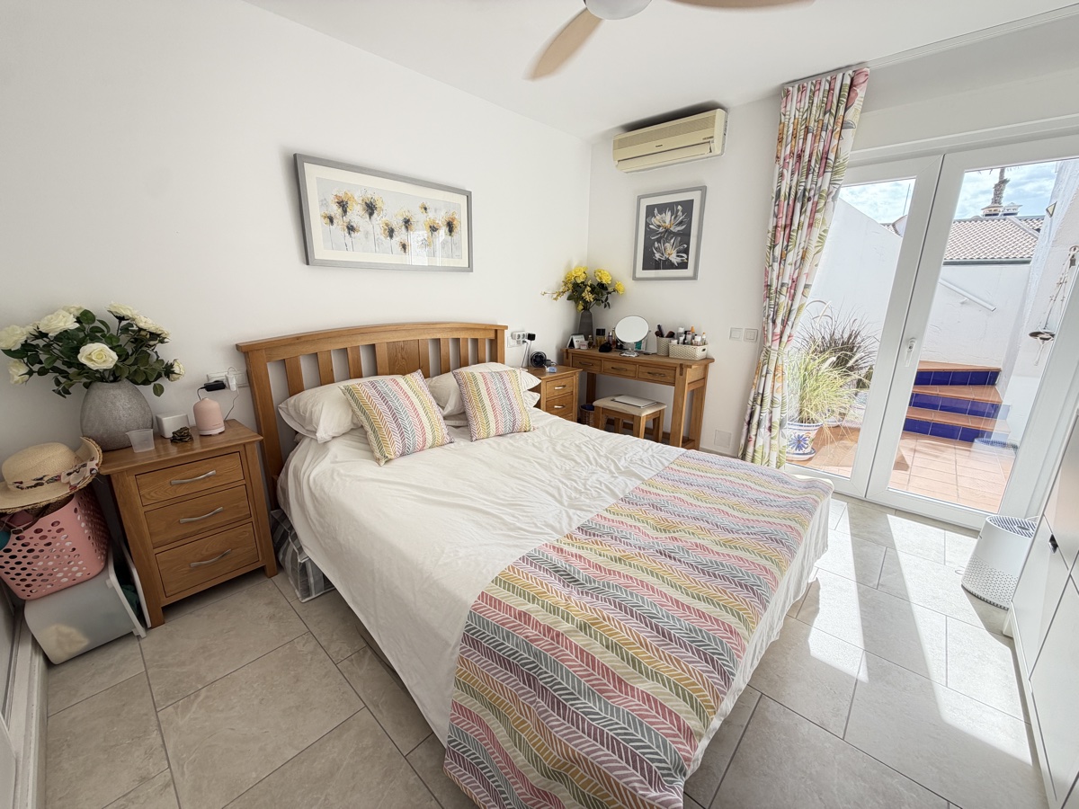 For sale - 2 Bedroom 2 Bathroom Bungalow in Villamartin - , Villamartin, Alicante, Spain - Alicante