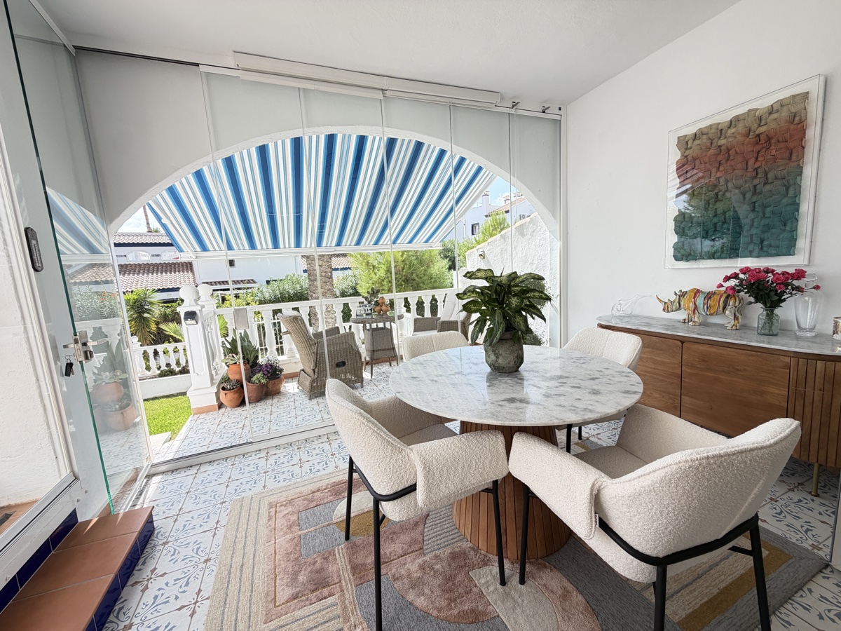 For sale - 2 Bedroom 2 Bathroom Bungalow in Villamartin - , Villamartin, Alicante, Spain - Alicante