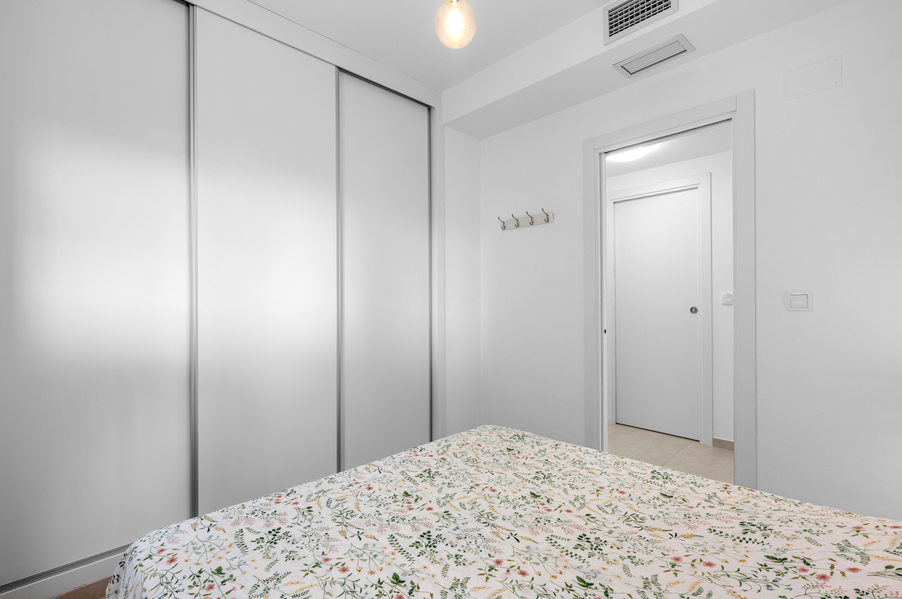 For sale - 2 Bedroom 2 Bathroom Apartment in Villamartin - Costa Blanca  - Alicante
