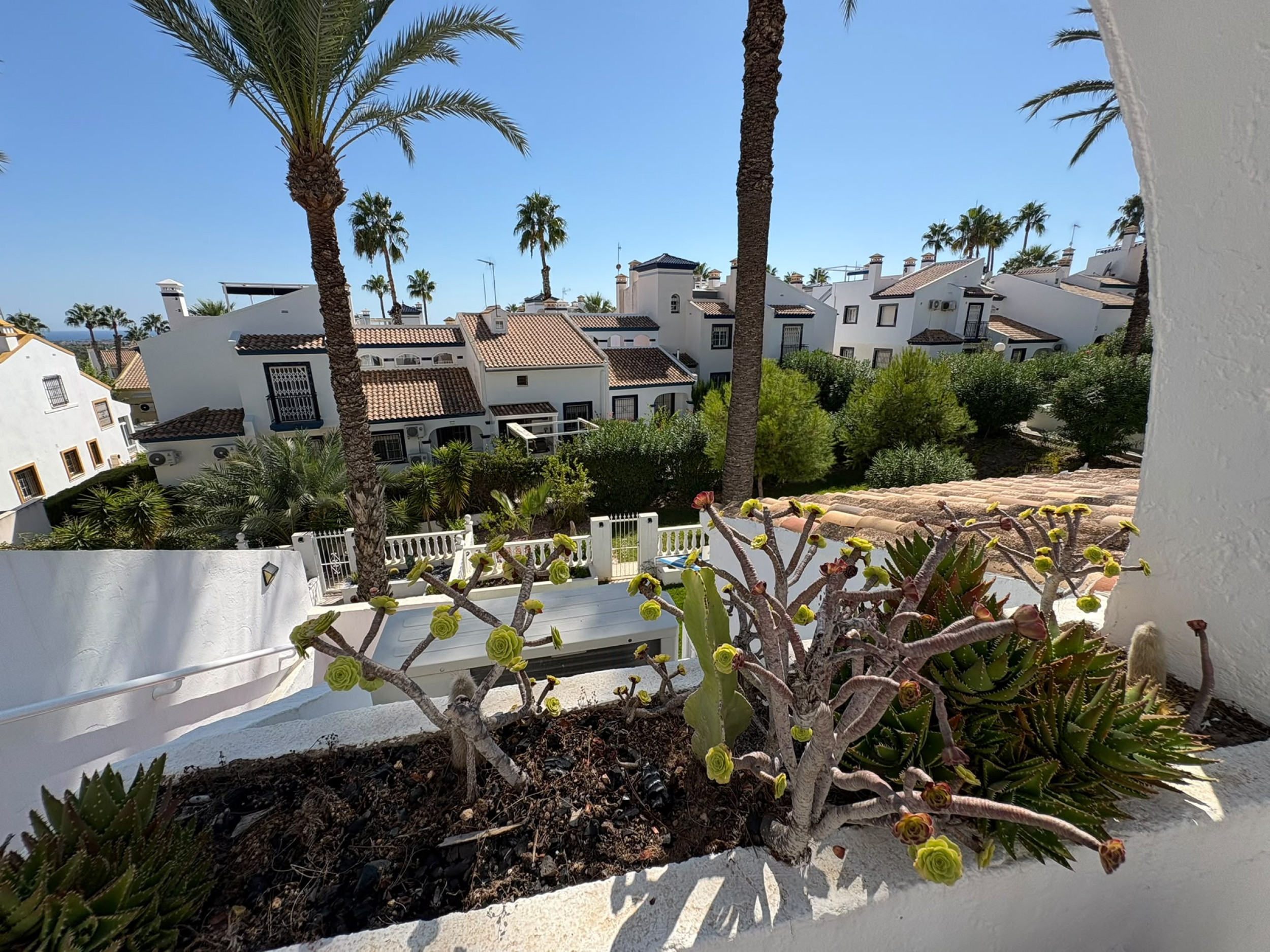 For sale - 2 Bedroom 2 Bathroom Villa in Villamartin - Costa Blanca  - Alicante