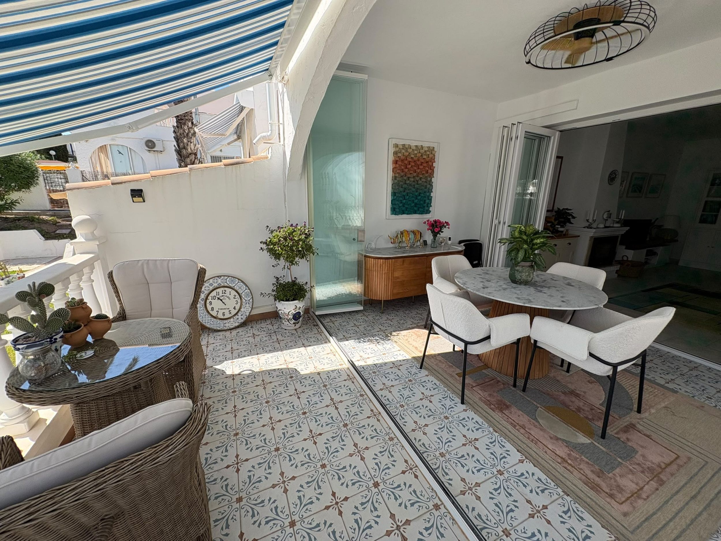For sale - 2 Bedroom 2 Bathroom Villa in Villamartin - Costa Blanca  - Alicante