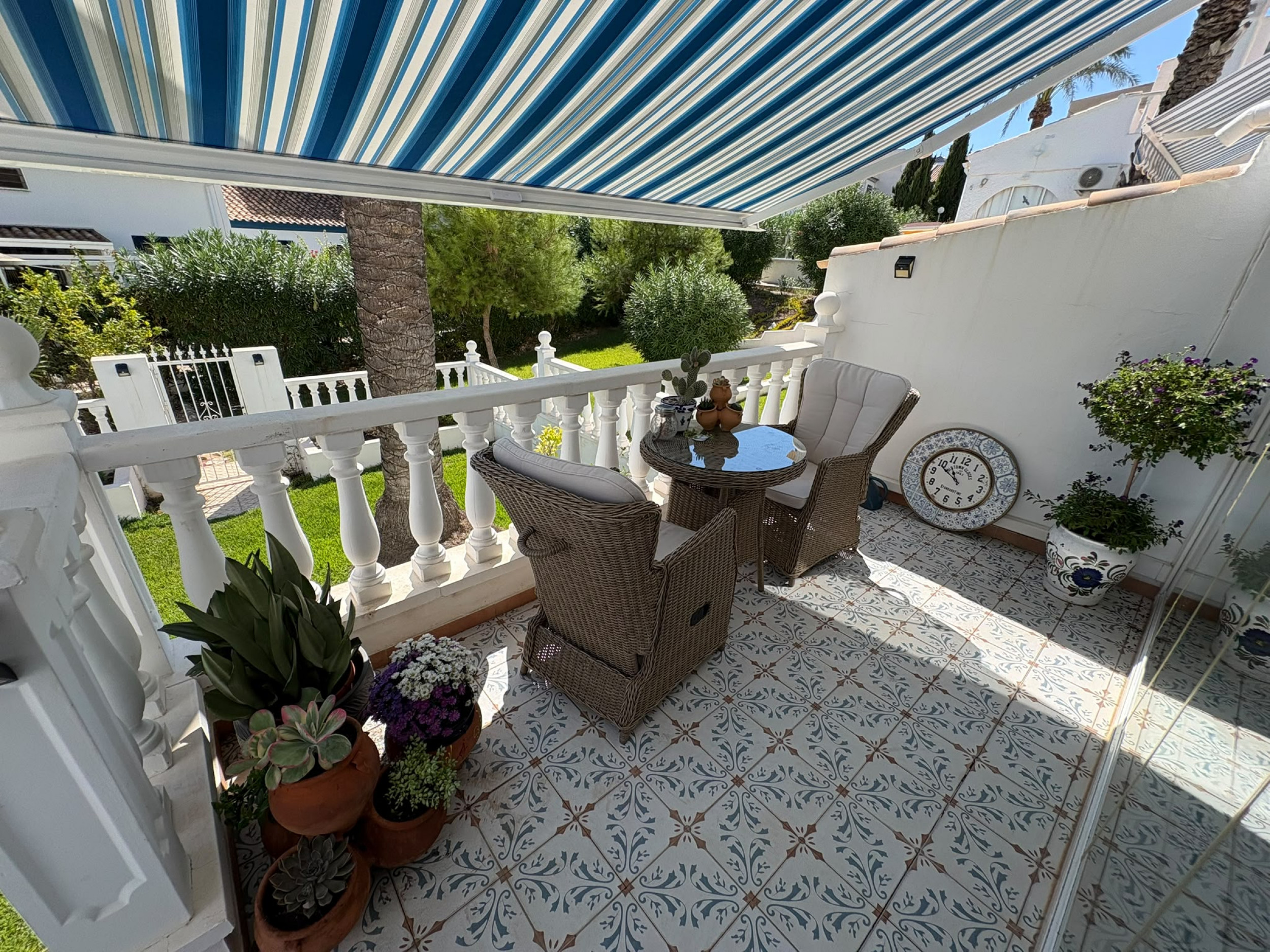 For sale - 2 Bedroom 2 Bathroom Villa in Villamartin - Costa Blanca  - Alicante