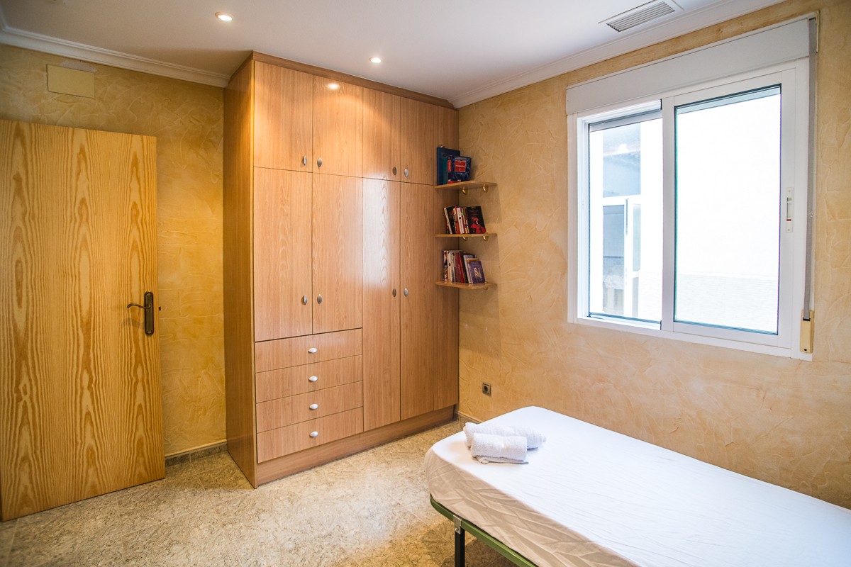 For sale - 7 Bedroom 4 Bathroom Villa in Orihuela - Inland  - Alicante