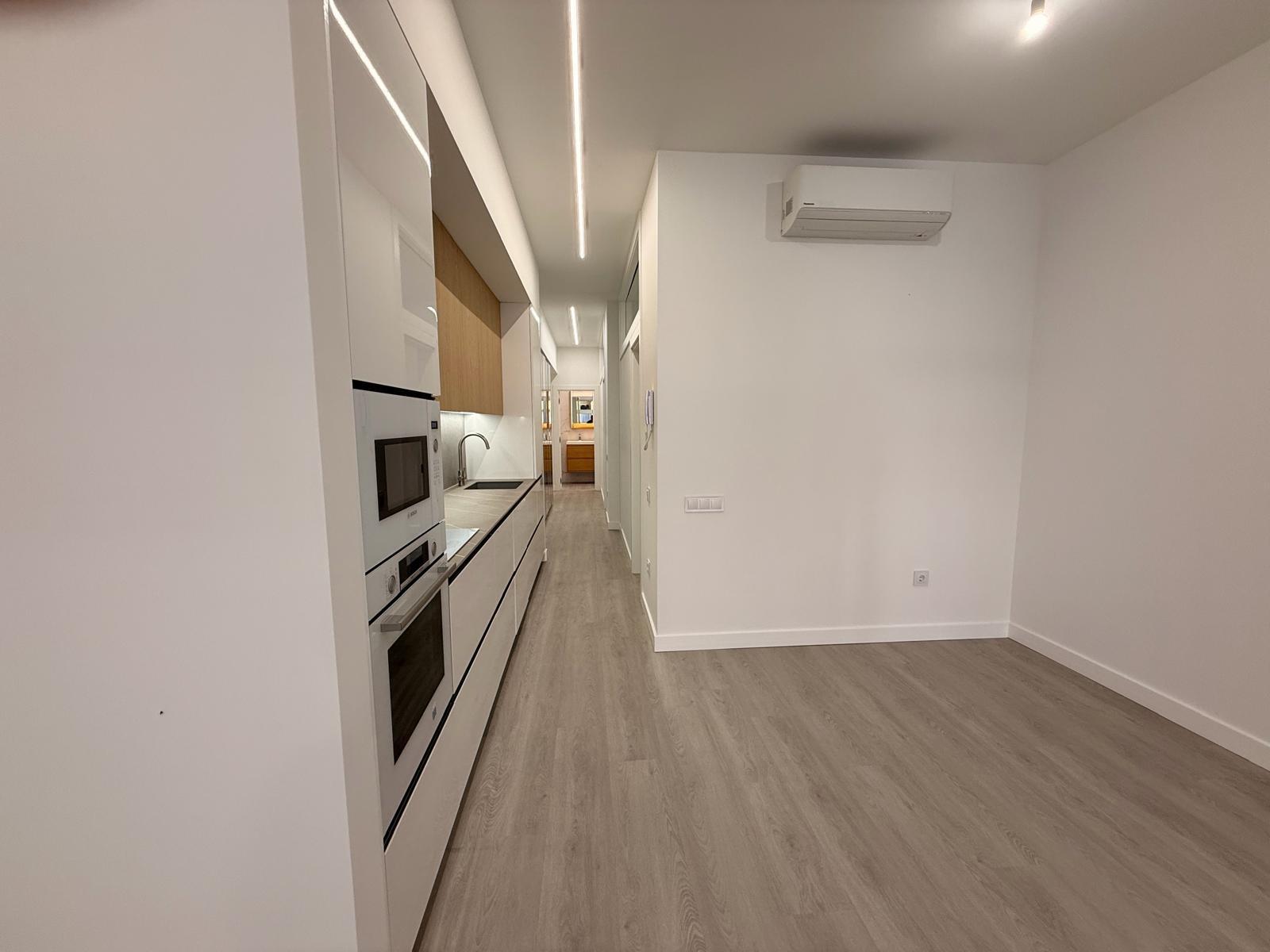 For sale - 2 Bedroom 1 Bathroom Apartment in Torrevieja - Playa Del Cura  - Alicante