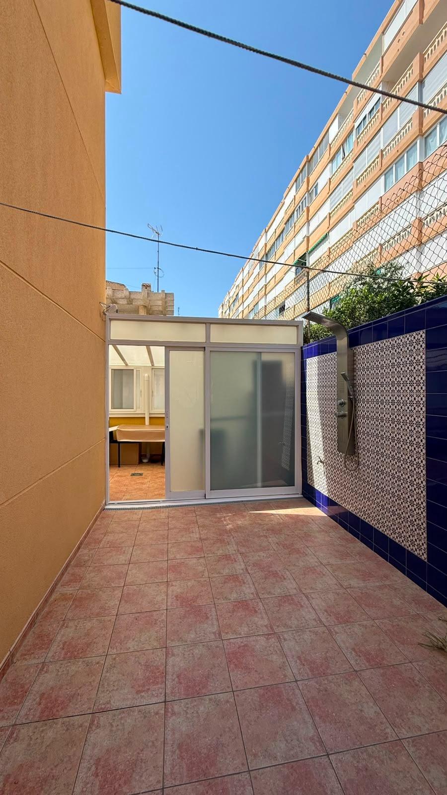 For sale - 3 Bedroom 1 Bathroom Bungalow in Torrevieja - La Mata  - Alicante