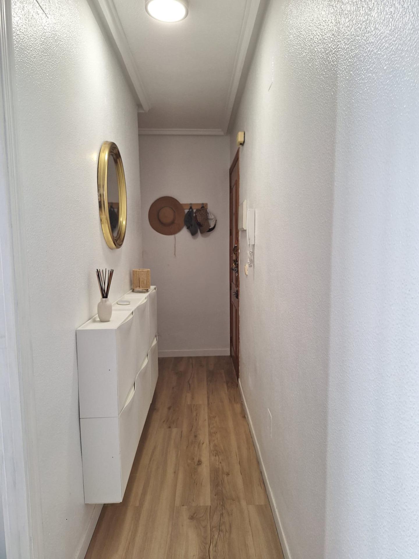 For sale - 3 Bedroom 1 Bathroom Duplex in Torrevieja - Habaneras  - Alicante