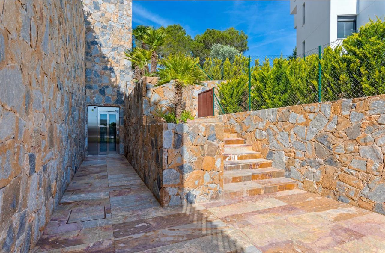 For sale - 2 Bedroom 2 Bathroom Apartment in Orihuela Costa - Costa Blanca  - Alicante
