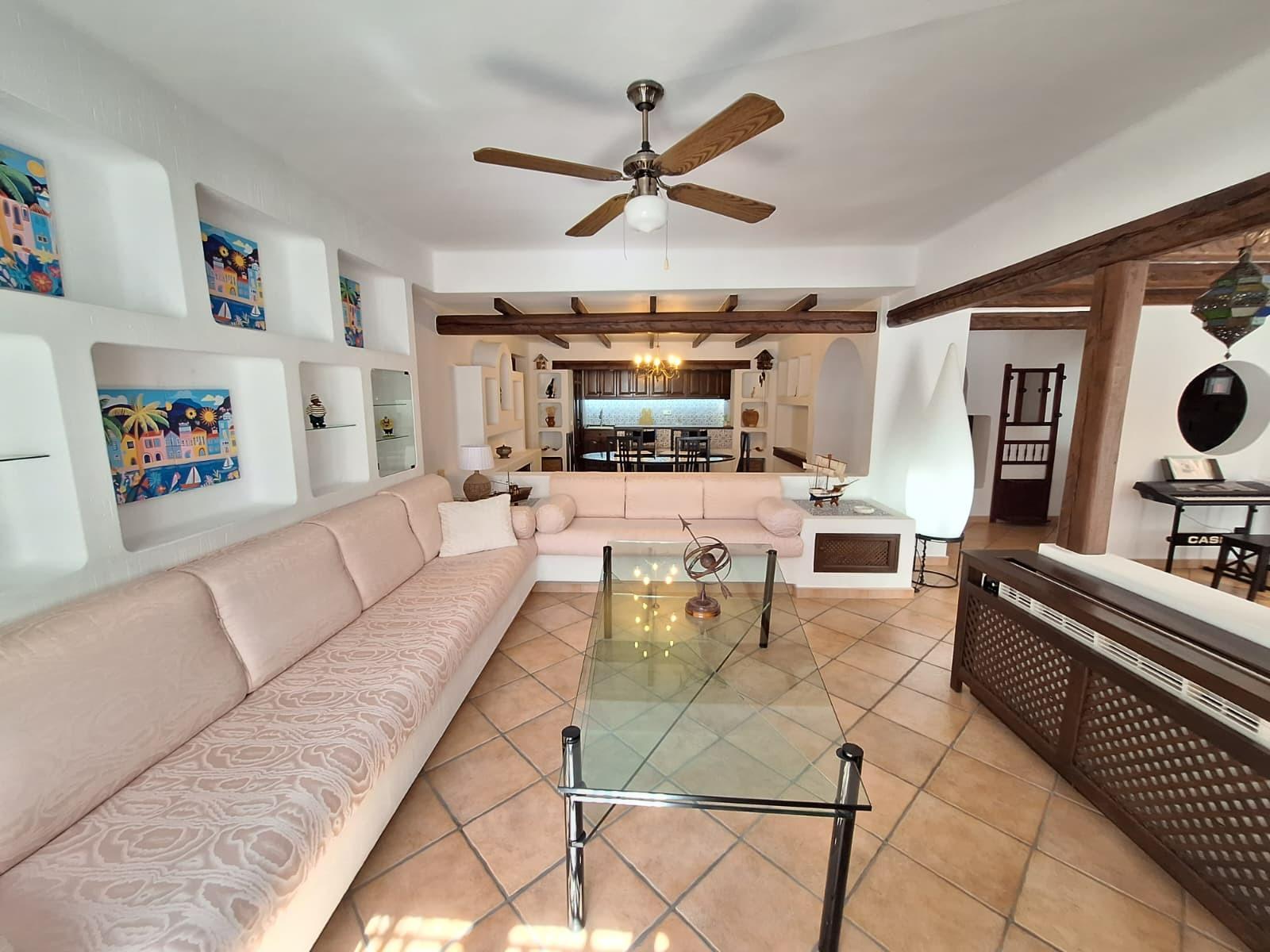 For sale - 2 Bedroom 2 Bathroom Apartment in Torrevieja - Los Frutales  - Alicante