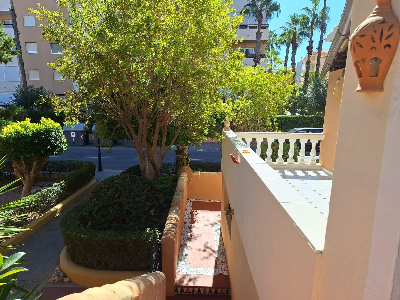 For sale - 2 Bedroom 2 Bathroom Apartment in Torrevieja - Los Frutales  - Alicante