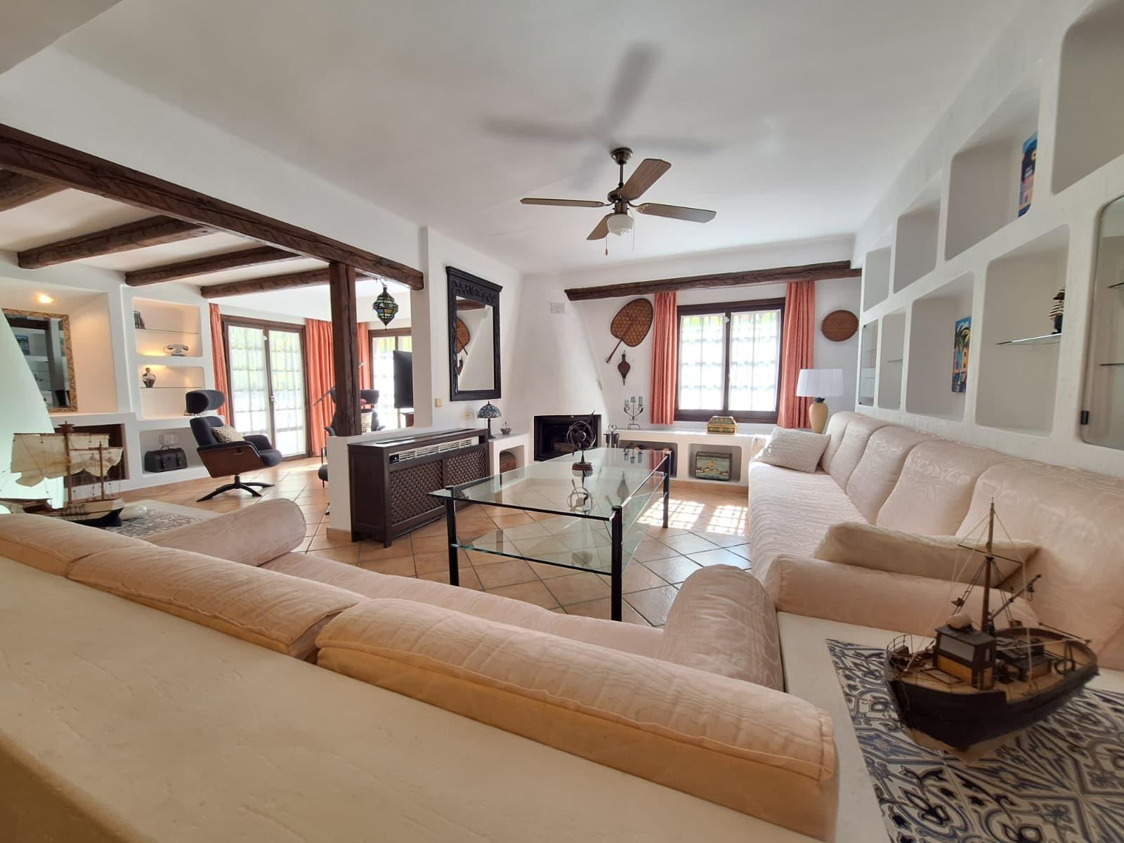 For sale - 2 Bedroom 2 Bathroom Apartment in Torrevieja - Los Frutales  - Alicante