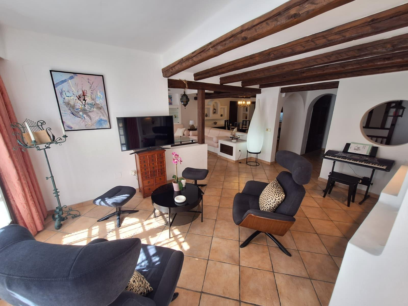 For sale - 2 Bedroom 2 Bathroom Apartment in Torrevieja - Los Frutales  - Alicante