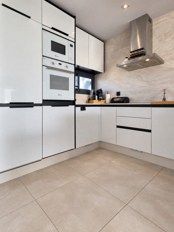 For sale - 3 Bedroom 2 Bathroom Penthouse in El Raso - , El Raso, Alicante, Spain - Alicante