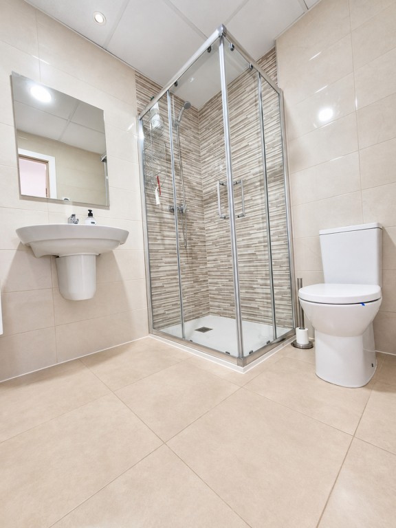For sale - 2 Bedroom 2 Bathroom Apartment in Lomas de Cabo Roig - , Lomas de Cabo Roig, Alicante, Spain - Alicante