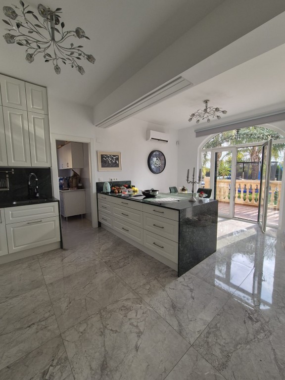 For sale - 4 Bedroom 3 Bathroom Finca in Daya Vieja - , Daya Vieja, Alicante, Spain - Alicante