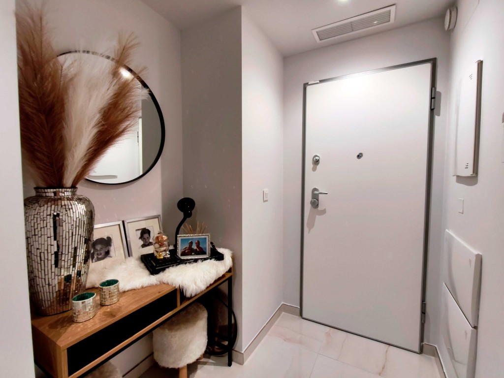 For sale - 3 Bedroom 2 Bathroom Apartment in Playa Flamenca - , Playa Flamenca, Alicante, Spain - Alicante