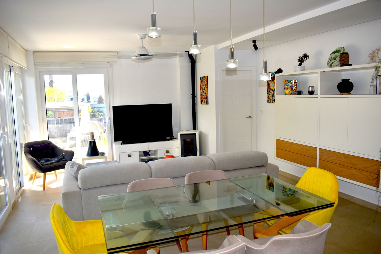 For sale - 3 Bedroom 2 Bathroom Villa in Vistabella Golf Entre Naranjos - Inland  - Alicante