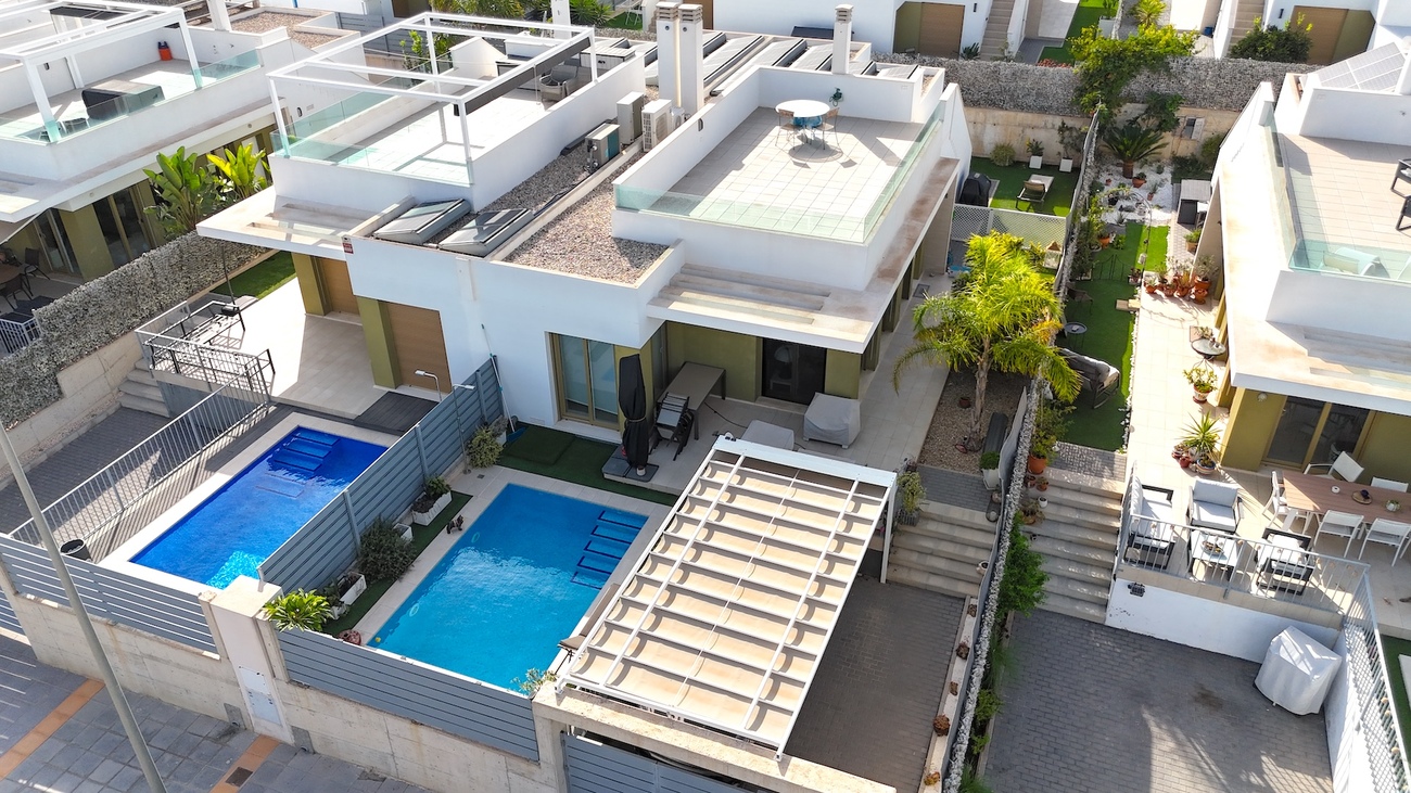 For sale - 3 Bedroom 2 Bathroom Villa in Vistabella Golf Entre Naranjos - Inland  - Alicante