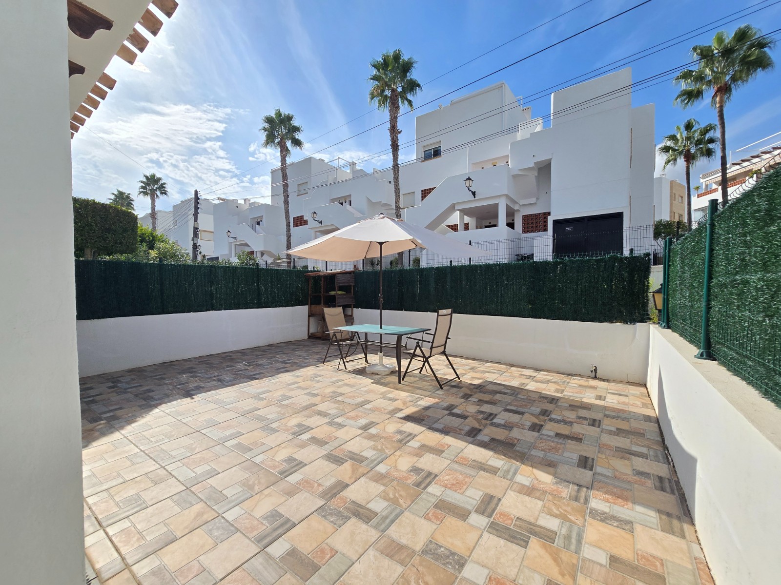 For sale - 2 Bedroom 1 Bathroom Town House in Villamartin - Costa Blanca  - Alicante
