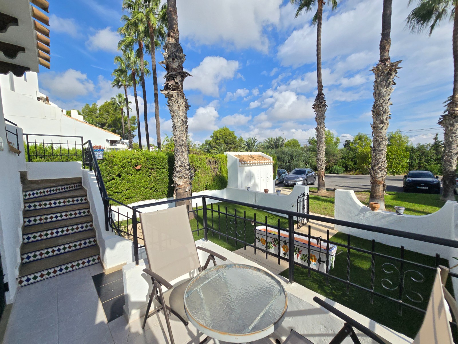 For sale - 2 Bedroom 1 Bathroom Town House in Villamartin - Costa Blanca  - Alicante