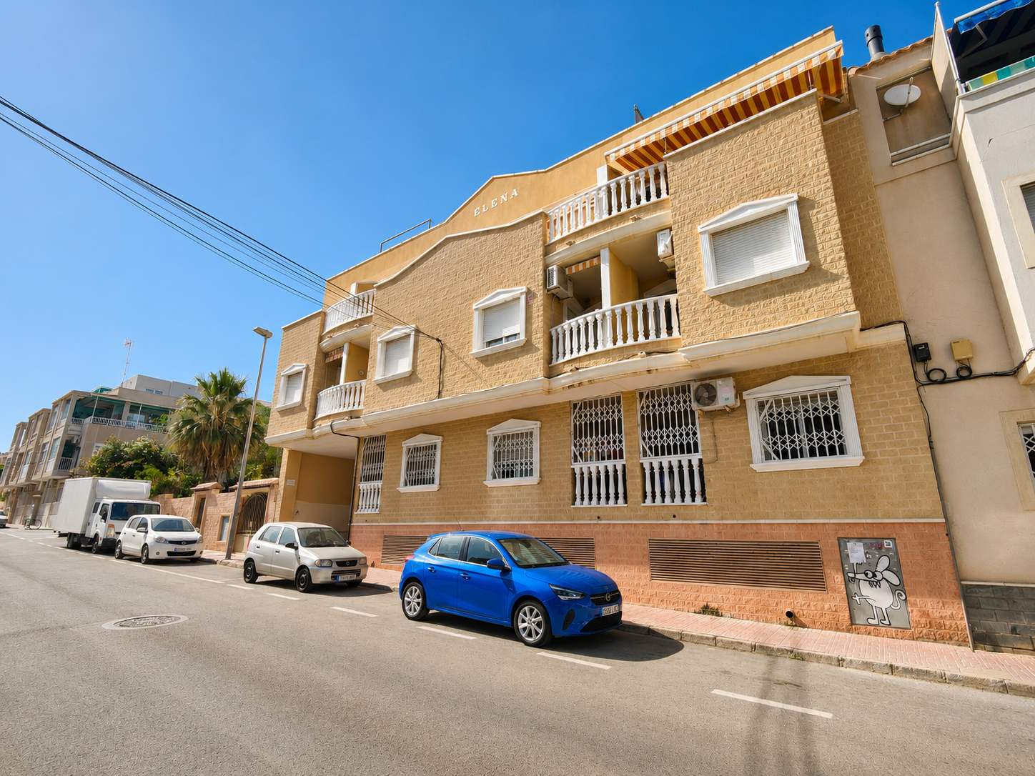 For sale - 2 Bedroom 1 Bathroom Apartment in Torrevieja - Costa Blanca  - Alicante