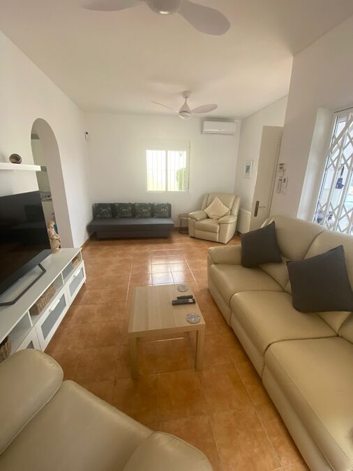For sale - 3 Bedroom 2 Bathroom Detached Villa in Villamartin - , Villamartin, Alicante, Spain - Alicante
