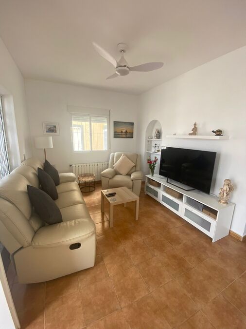 For sale - 3 Bedroom 2 Bathroom Detached Villa in Villamartin - , Villamartin, Alicante, Spain - Alicante