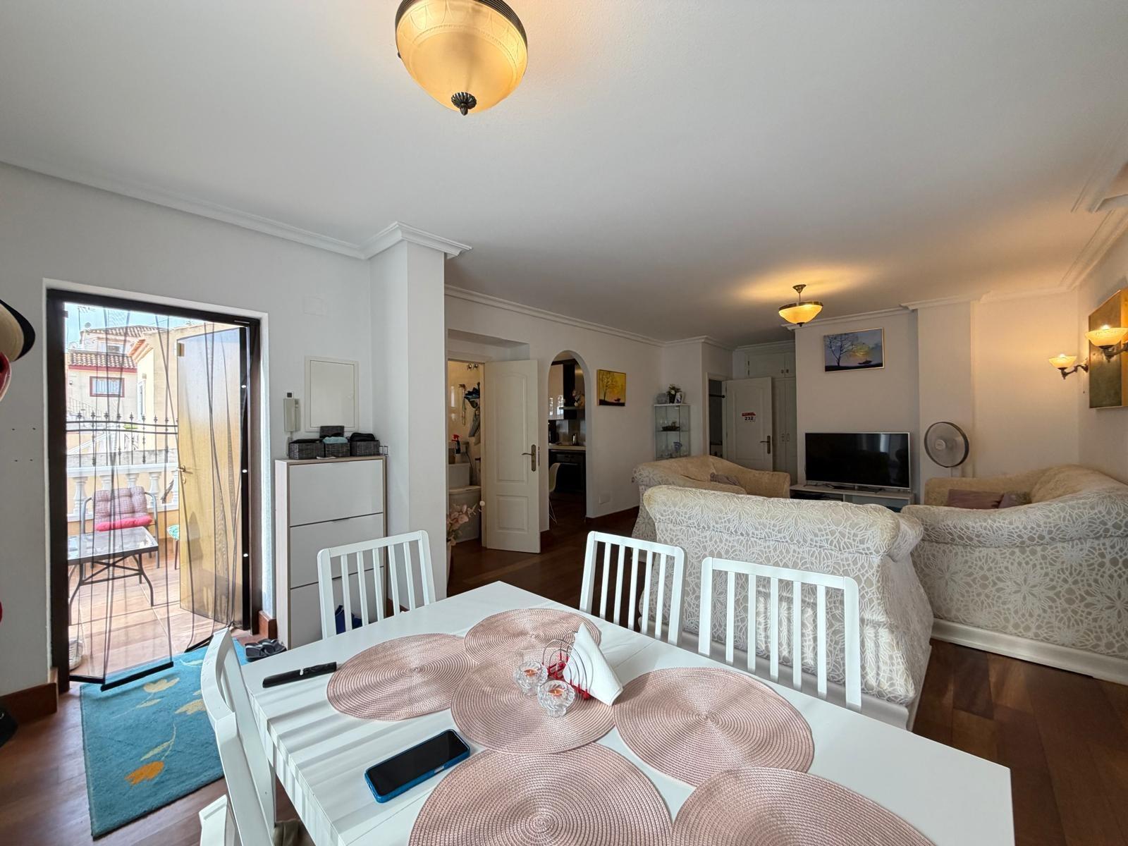 For sale - 4 Bedroom 2 Bathroom Villa in Orihuela Costa - Lomas De Don Juan  - Alicante