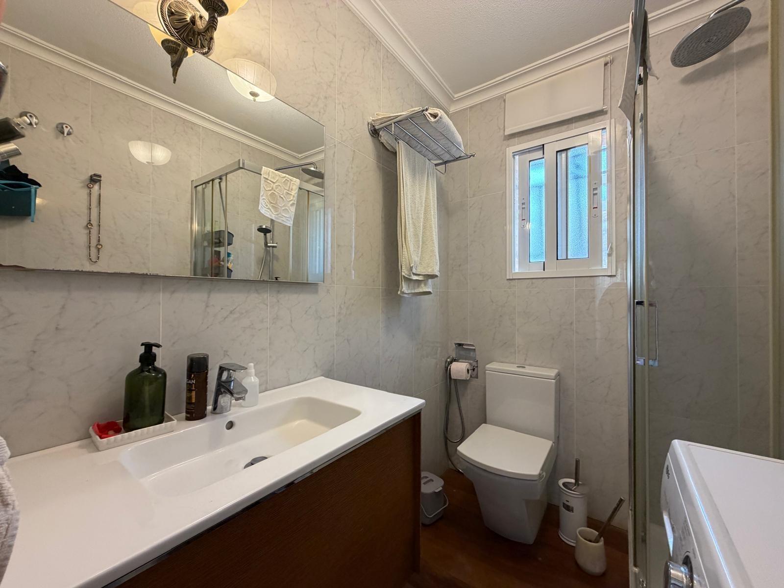 For sale - 4 Bedroom 2 Bathroom Villa in Orihuela Costa - Lomas De Don Juan  - Alicante