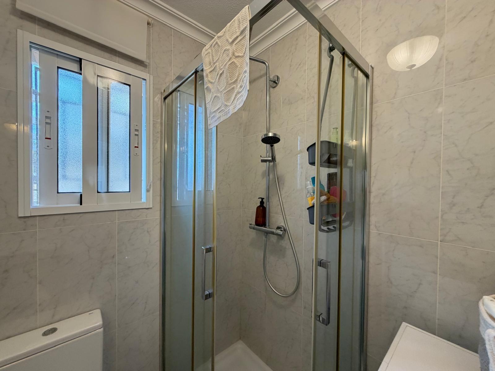 For sale - 4 Bedroom 2 Bathroom Villa in Orihuela Costa - Lomas De Don Juan  - Alicante