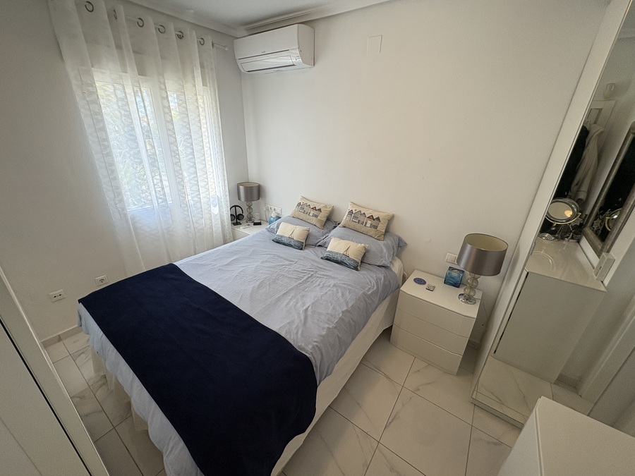 For sale - 3 Bedroom 2 Bathroom Villa in Orihuela Costa - , Orihuela Costa, Alicante, Spain - Alicante