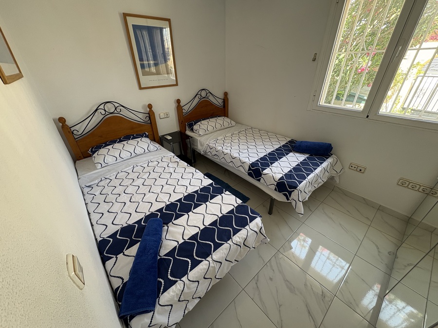 For sale - 3 Bedroom 2 Bathroom Villa in Orihuela Costa - , Orihuela Costa, Alicante, Spain - Alicante
