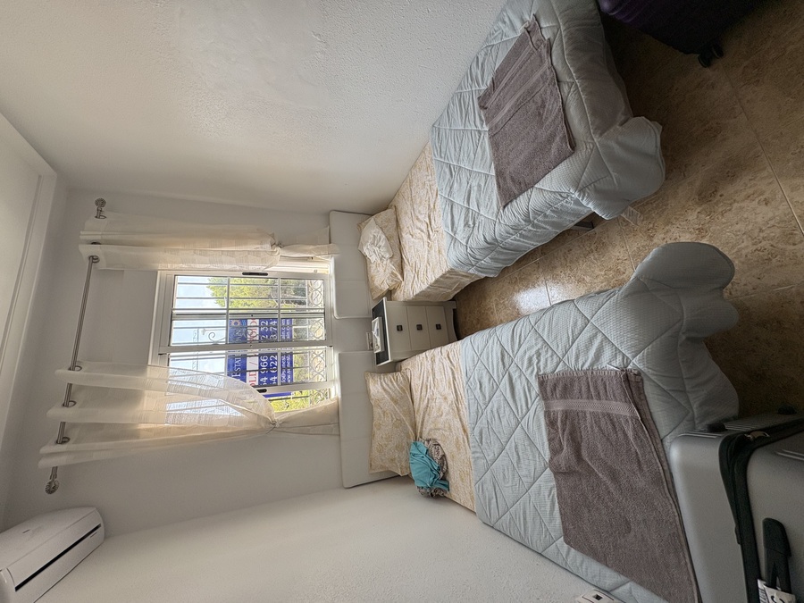 For sale - 3 Bedroom 2 Bathroom Townhouse in Villamartin - , Villamartin, Alicante, Spain - Alicante