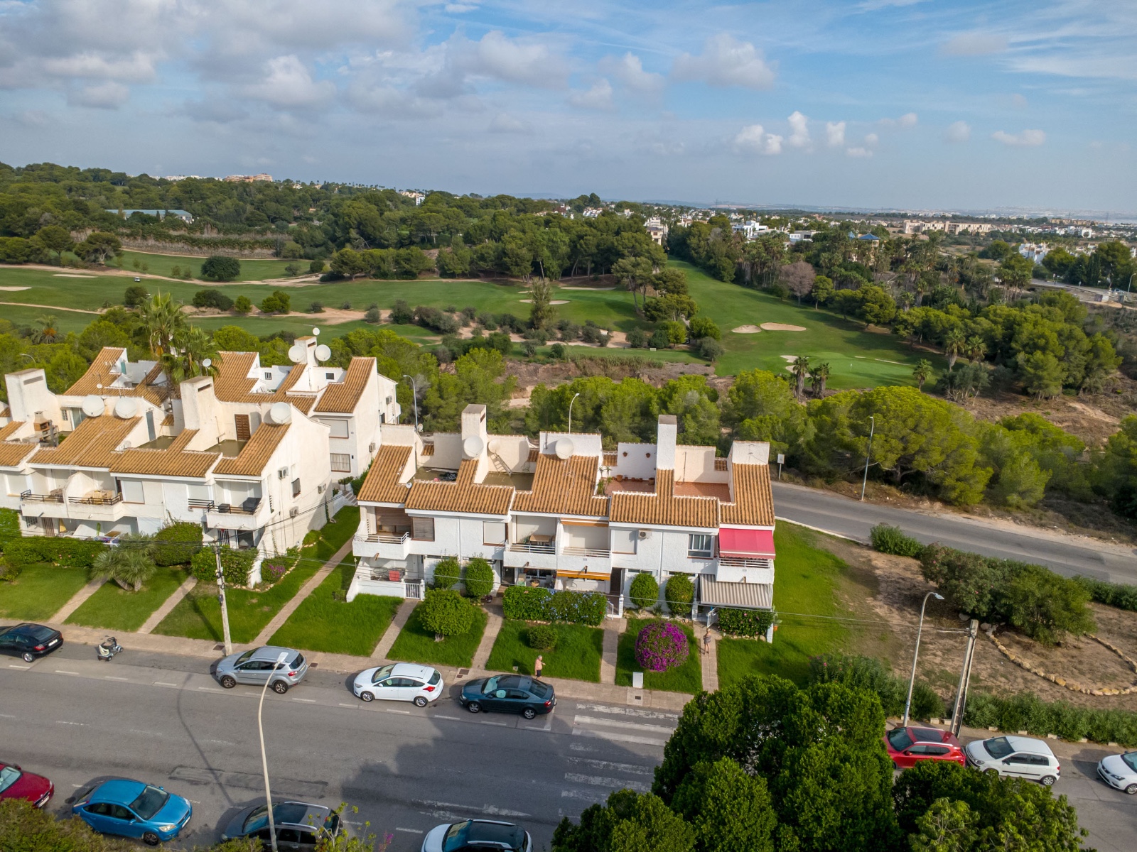 For sale - 2 Bedroom 1 Bathroom Bungalow in Orihuela - Inland  - Alicante