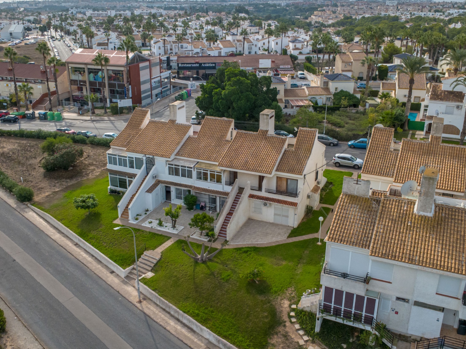 For sale - 2 Bedroom 1 Bathroom Bungalow in Orihuela - Inland  - Alicante