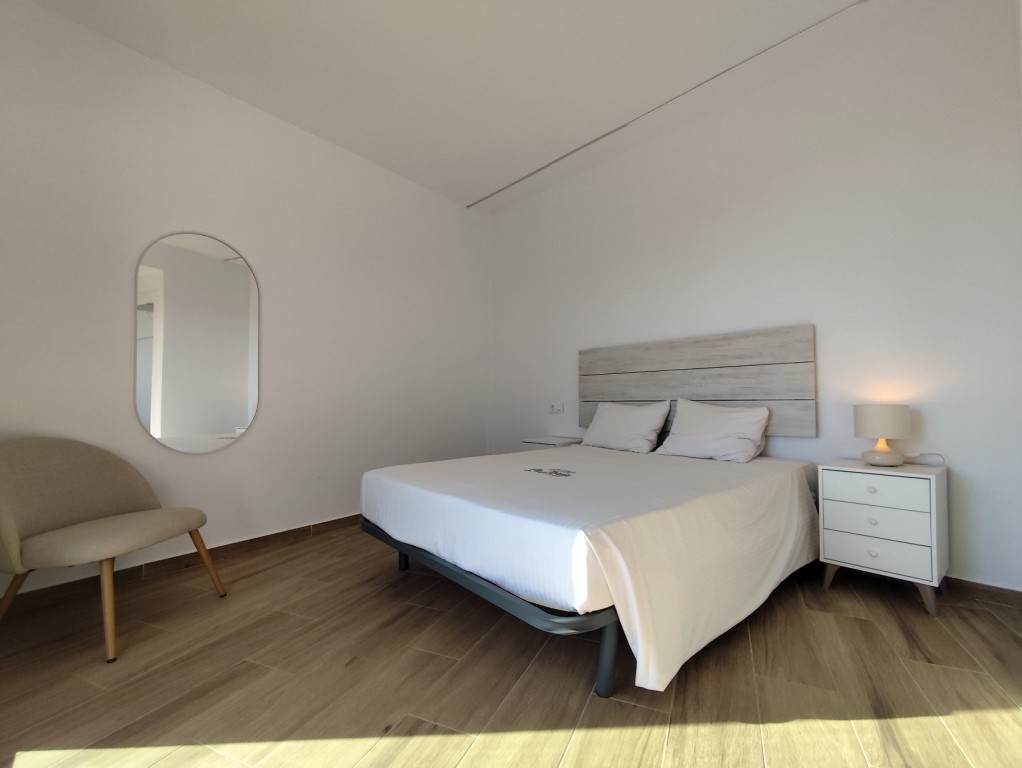 For sale - 3 Bedroom 2 Bathroom Penthouse in Villamartin - Villamartin  - Alicante