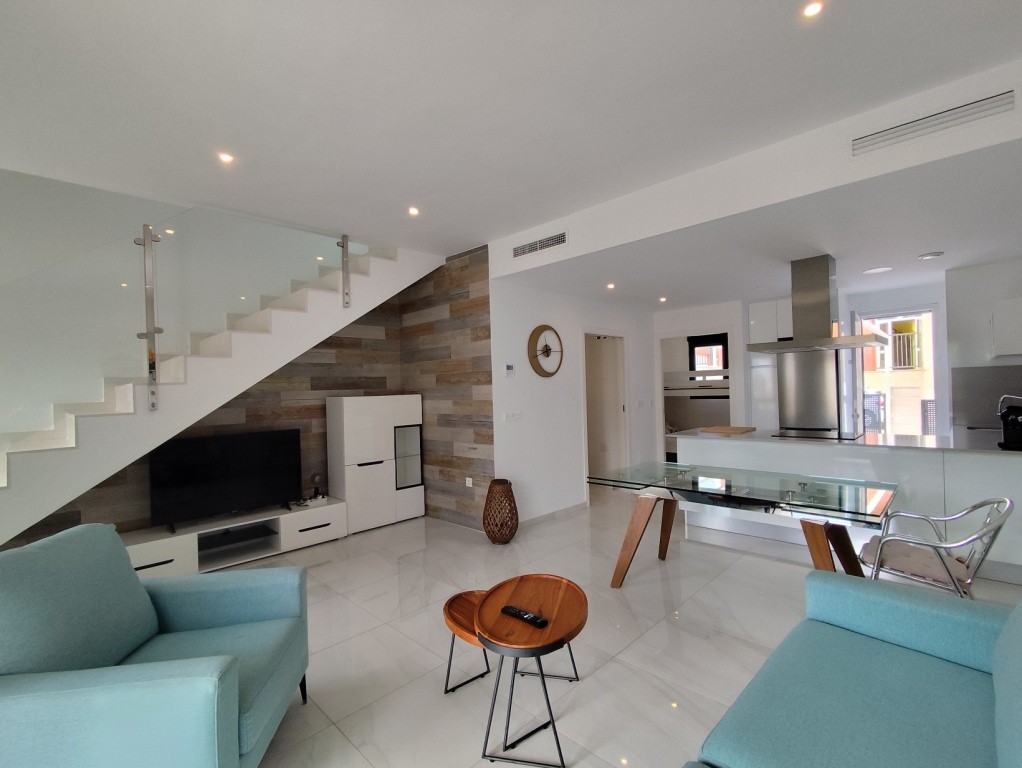 For sale - 3 Bedroom 3 Bathroom Townhouse in Bigastro - Bigastro  - Alicante