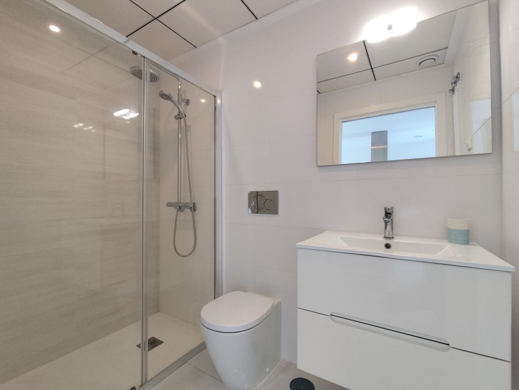 For sale - 3 Bedroom 3 Bathroom Townhouse in Bigastro - Bigastro  - Alicante